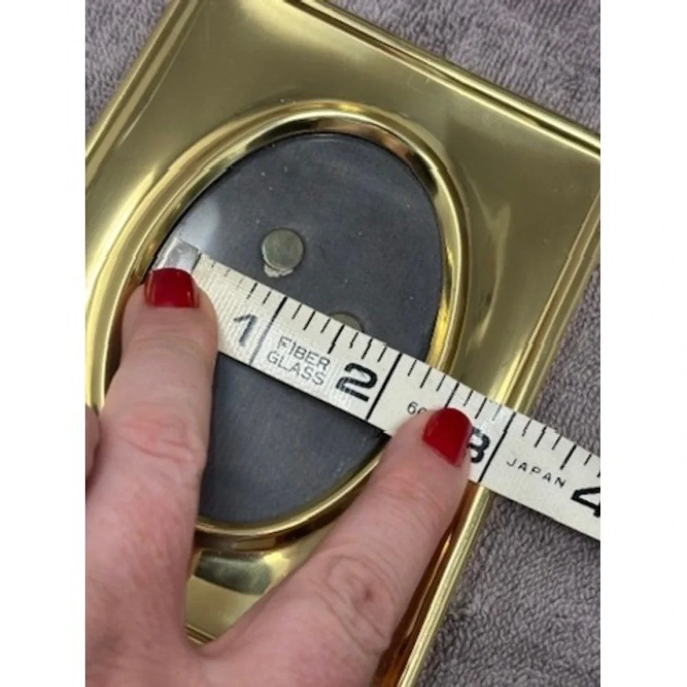 Vintage Gold Tone Metal 4x5 Picture Frame Oval Wallet Photo Tabletop Easel Frame